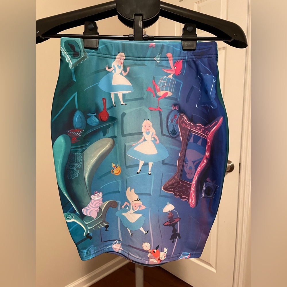 Blackmilk Rare Alice in Wonderland Skirt Size M.